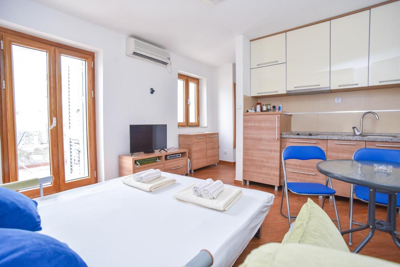 Apartment Lucky 부드바 외부 사진